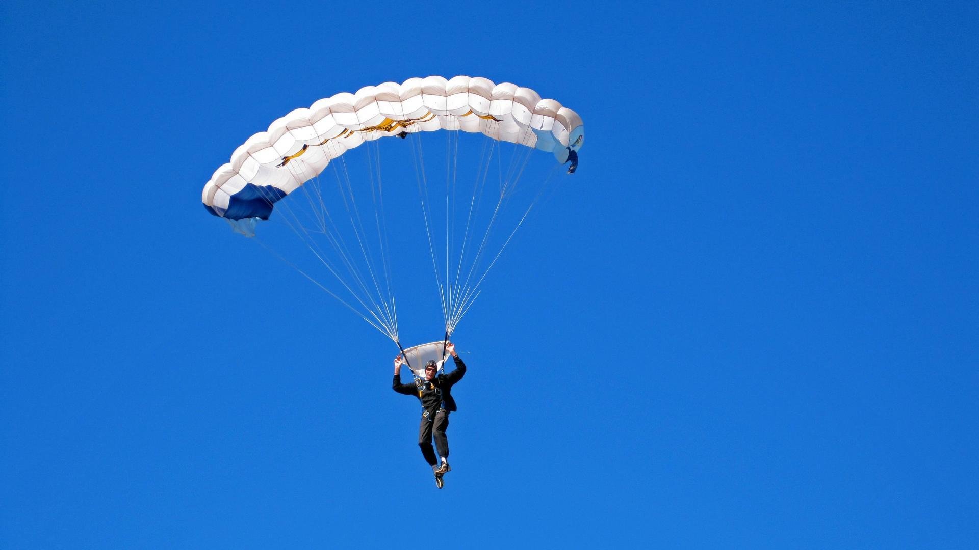 世俱杯决赛：全球顶级俱乐部争夺唯一荣耀，世俱杯2021