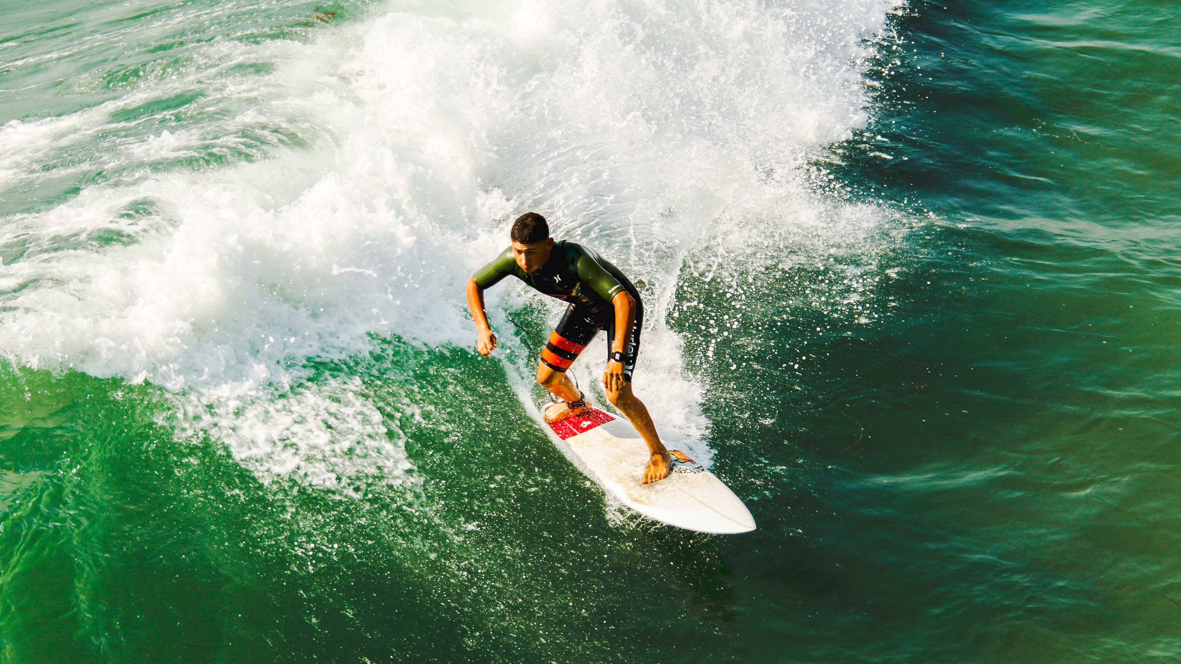 T1策略执行掌控赛场节奏：领跑电竞巅峰的秘密武器