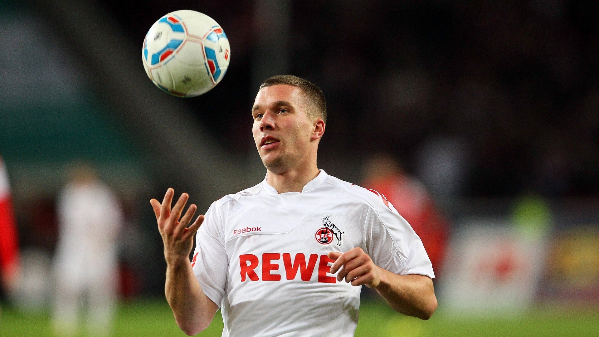 欧洲杯精彩纷呈:战术多变,精彩不断!,欧洲杯精彩程度